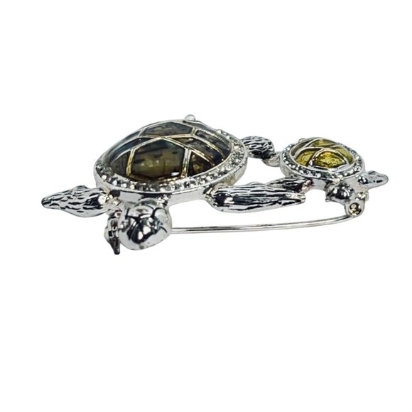 Napier Silver Tone Sea Turtle And Baby Faux Abalone Brooch (6090) - Picture 3 of 6